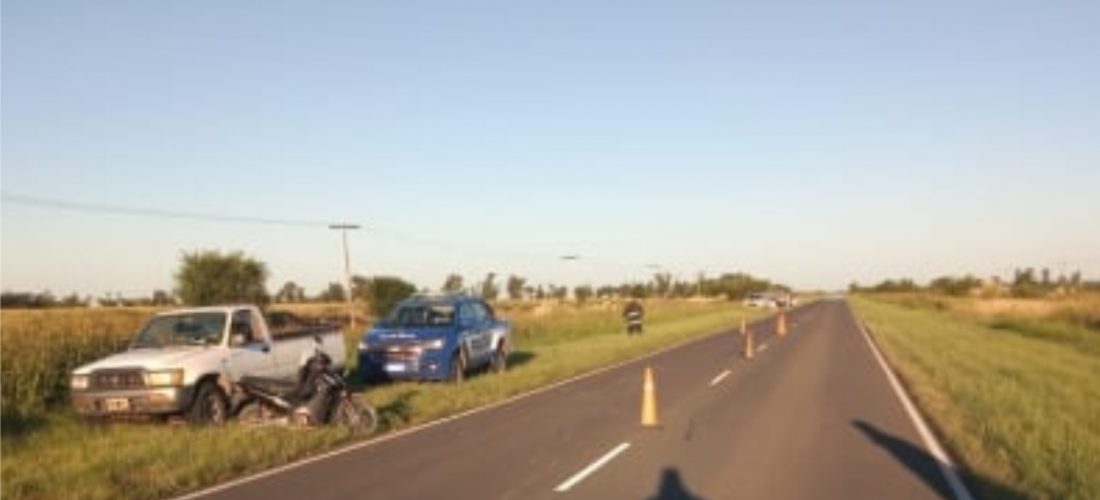 A bordo de una moto, en estado de ebriedad, se accidentaron en la Ruta 27