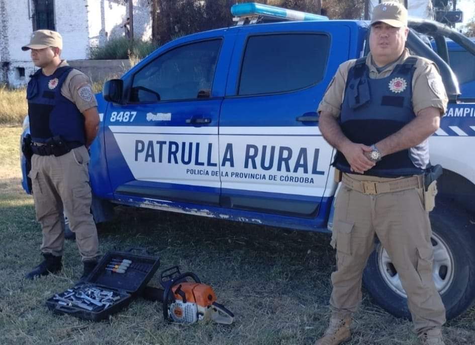 Villa Valeria: secuestran marihuana y objetos robados en un campo de la zona