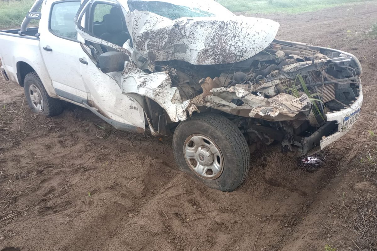Camioneta y camión protagonizaron accidente en Ruta 35, cerca de Huinca Renancó