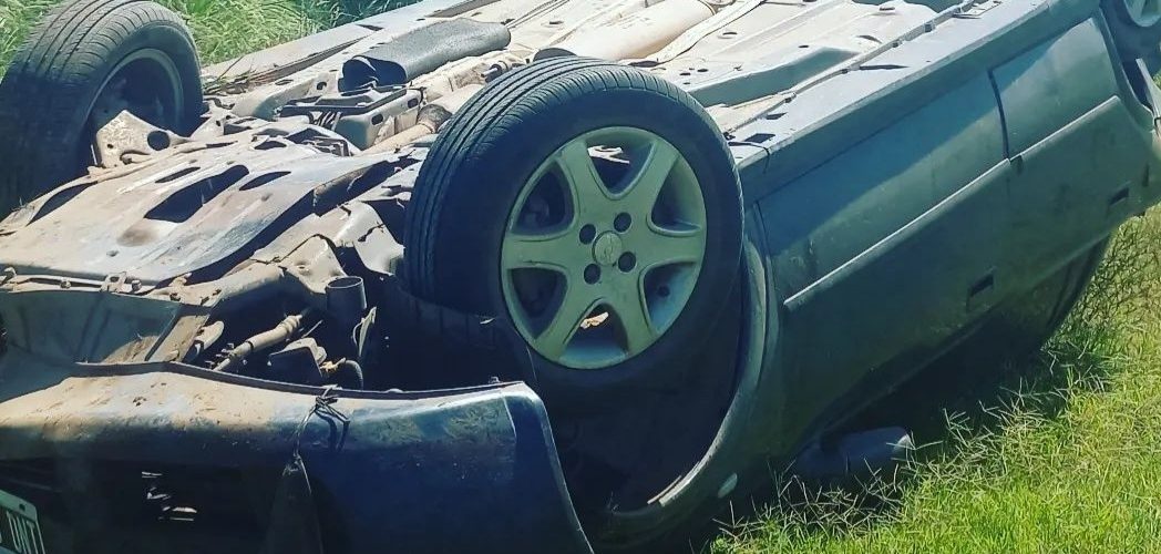 Accidente: automóvil protagonizó un vuelco en Ruta provincial 27