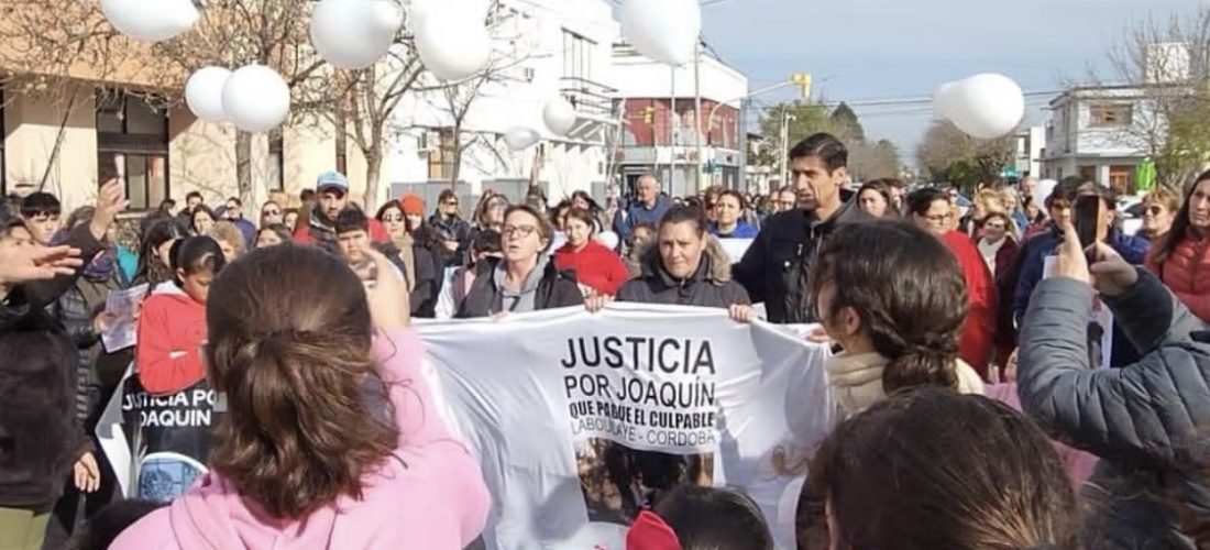 Familiares de Joaquín Sperani marcharon pidiendo justicia en Laboulaye