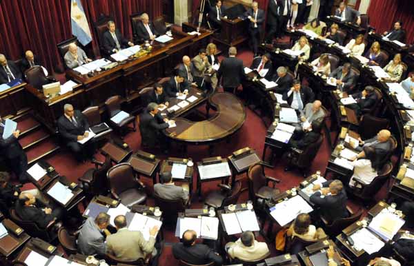 Legisladores nacionales cobrarán sueldo de $ 50 mil desde Febrero