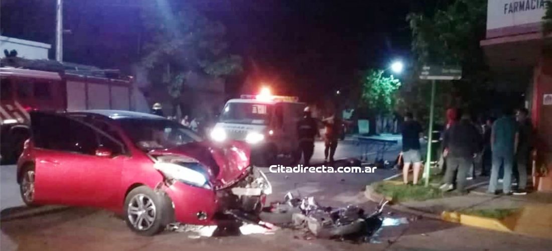 Serrano: violento choque en pleno centro; un joven de 26 años fue hospitalizado