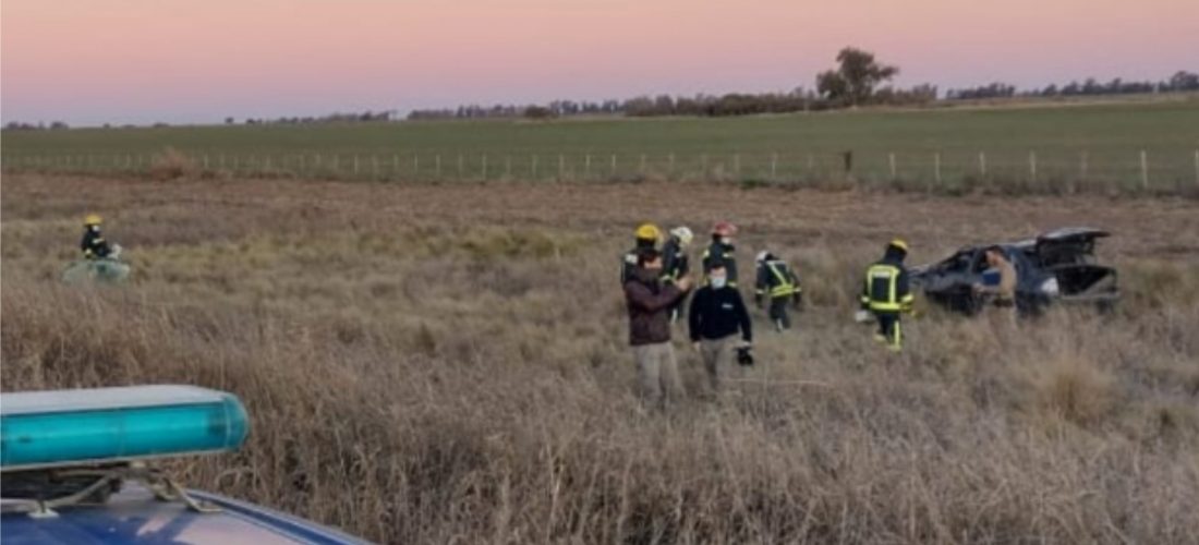 Jóvenes de 15 y 18 años protagonizaron un vuelco cerca de Villa Sarmiento