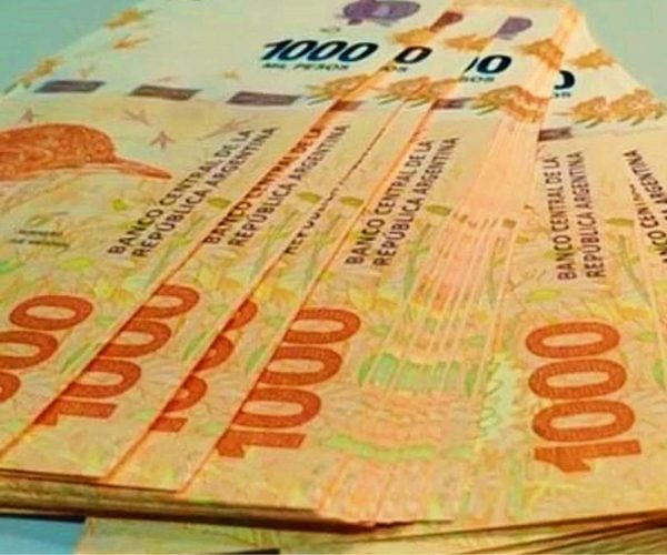 Pagarán un bono de 30 mil pesos a los empleados estatales provinciales