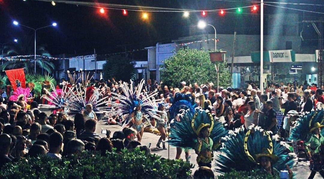 Buchardo se viste de fiesta, color y alegría… ¡Se vienen los Carnavales 2022!