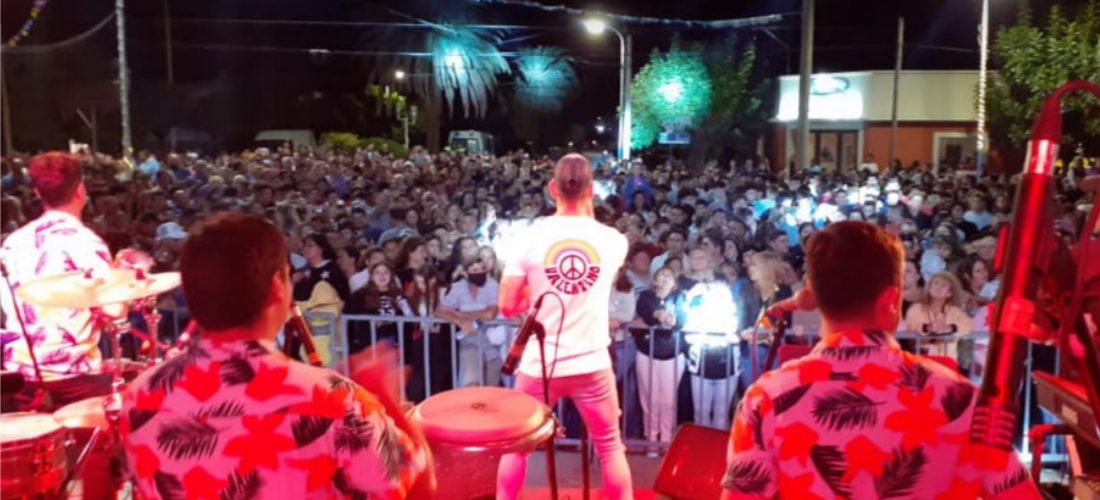 Buchardo: ritmo, color y gran cierre musical para un carnaval que brilla cada día mas