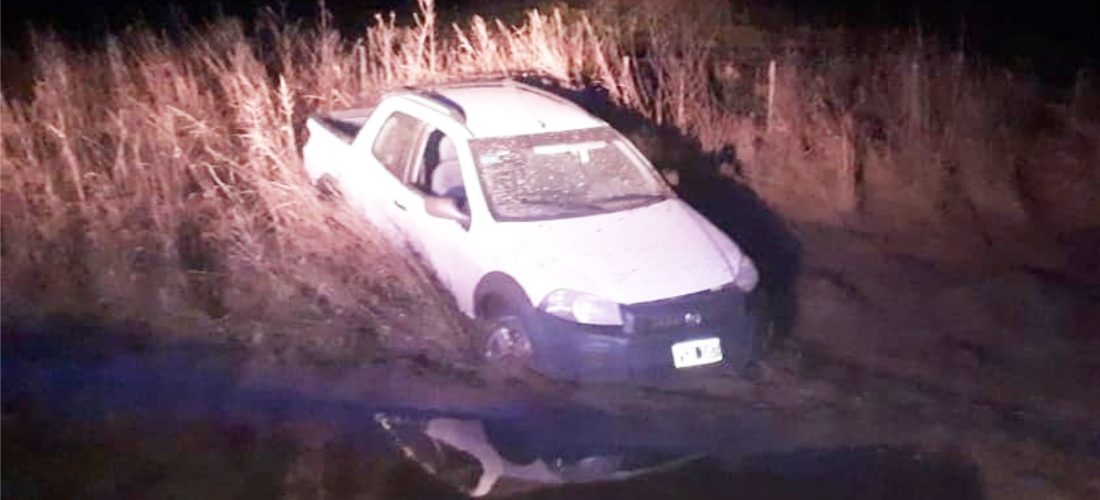 Accidente: auto protagonizó un despiste entre Buchardo y Charlone