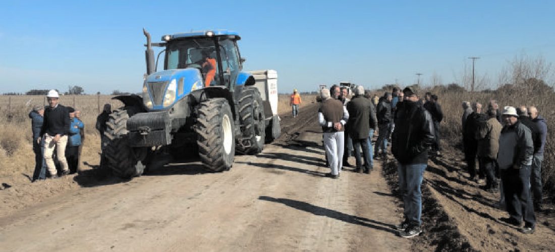 Caminos rurales: aplicación de “suelo cemento”, con tecnología holandesa