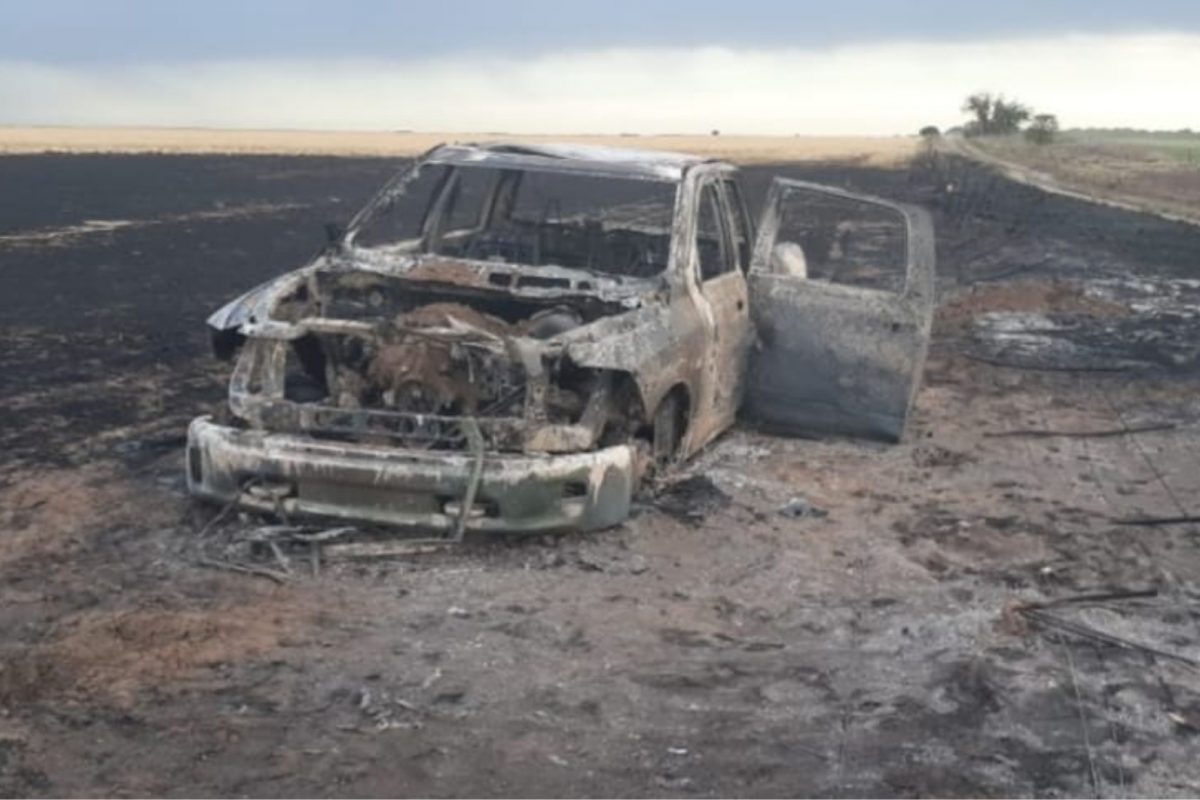 Incendio vehicular: sufrió quemaduras porque se le trabó el cinturón de seguridad
