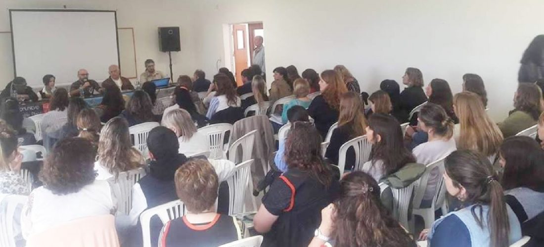 Del Campillo: docentes participaron de una jornada intercultural