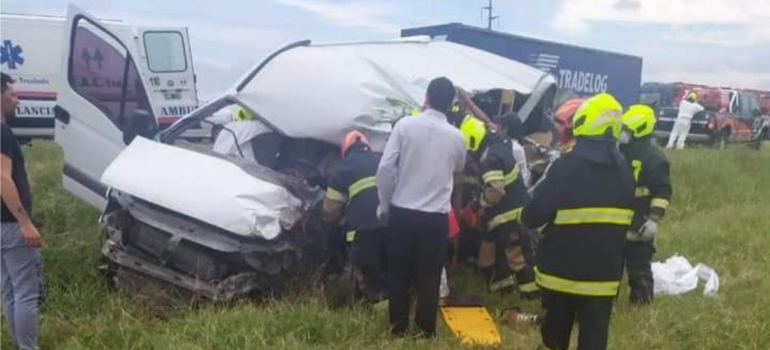 Accidente fatal cerca de Levalle: choque entre camión y utilitario dejó un muerto