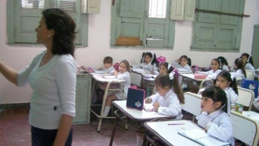 Docentes de inicial y primaria: hoy abren las inscripciones para LOM 2024