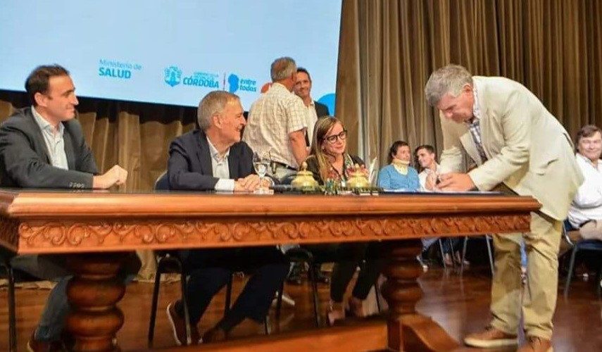 Serrano recibirá nuevos aportes para el Hospital tras convenio con Provincia