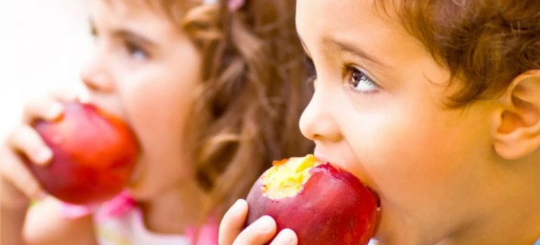 Niños y adolescentes consumen sólo el 20% de frutas y verduras recomendadas