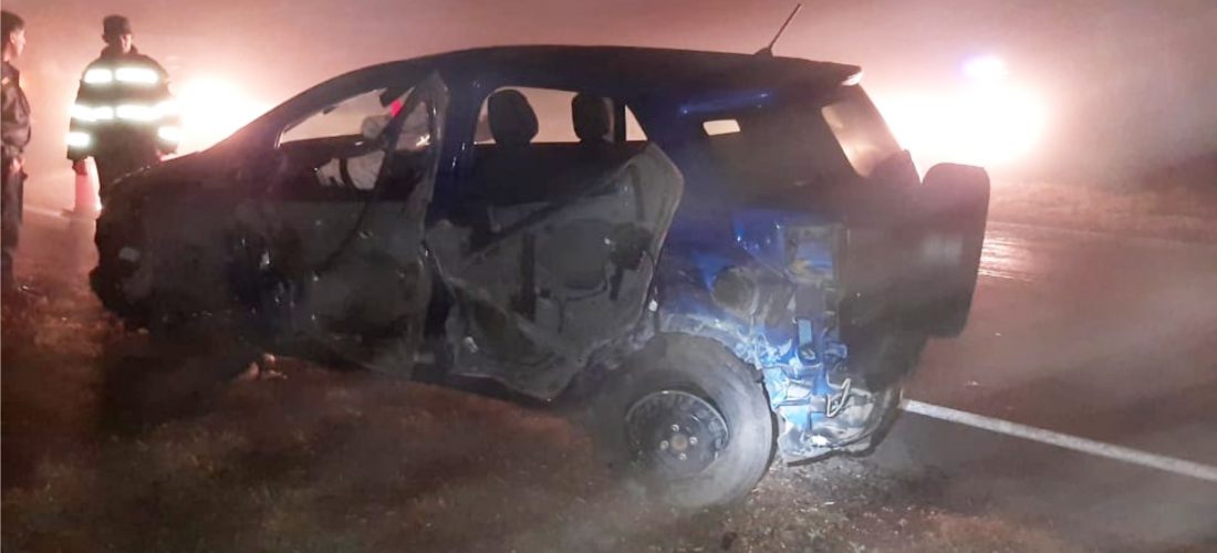 Camión y auto protagonizaron un roce en cercanías de Huinca Renancó