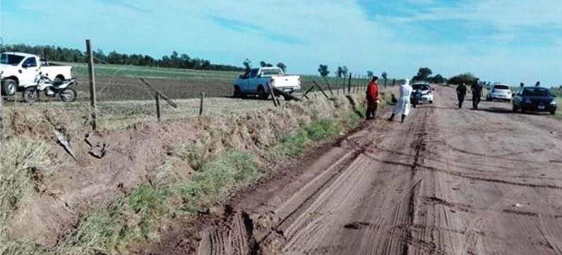 Cuatro jóvenes se accidentaron en un camino rural cerca de Jovita