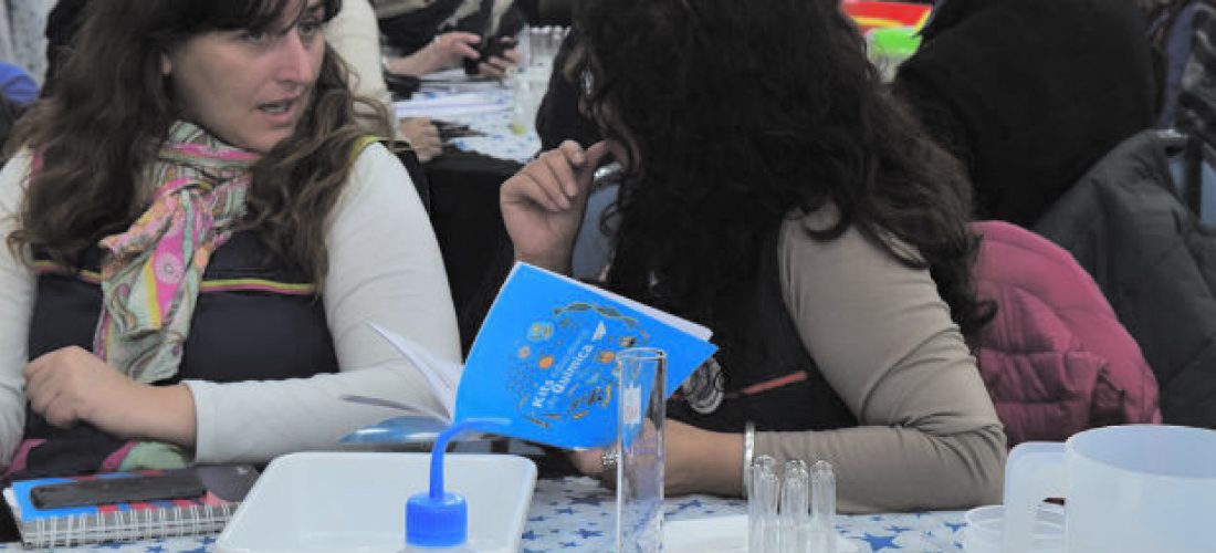 Colegios del sur de Córdoba recibieron “Kits de Química”