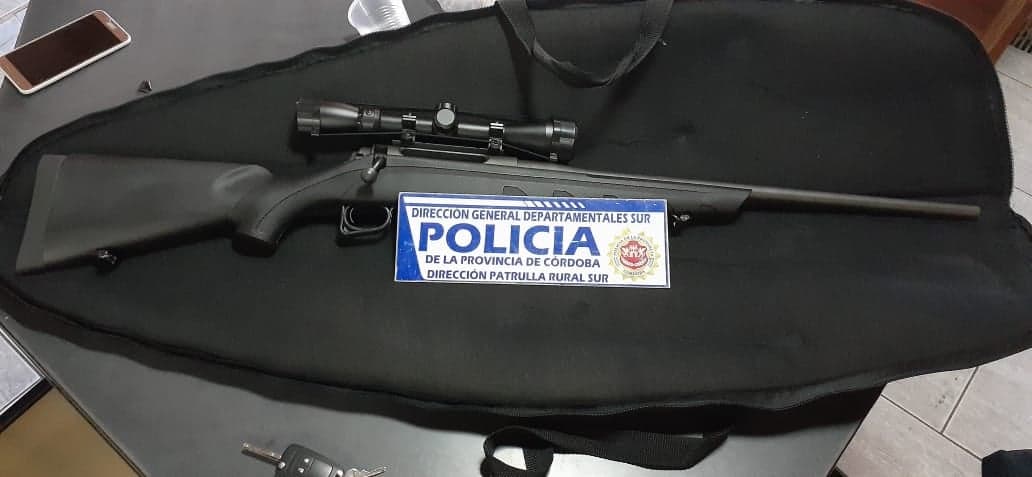 Padre e hijo viajaban a Jovita con un fusil sin la documentación correspondiente