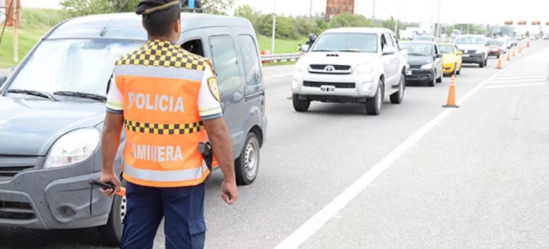 Aumentó la nafta y hay nuevos valores para las multas de la Policía Caminera