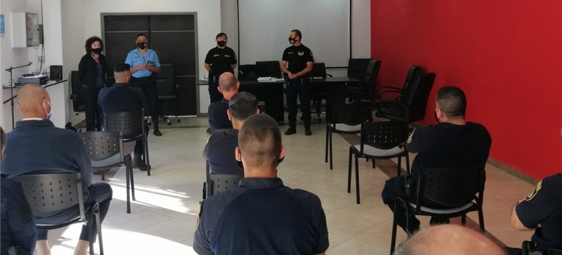 Capacitación Integral Para Efectivos Policiales En El Centro Cívico ...