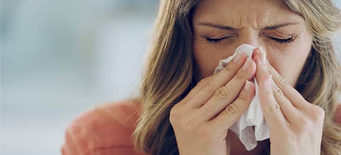 La rinitis/congestión nasal se agrega como síntoma para posibles casos de Covid 19