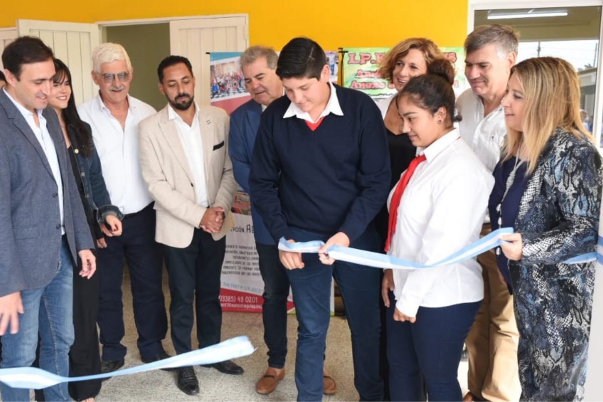 Inauguran nuevo edificio educativo destinado a nivel secundario en San Joaquín