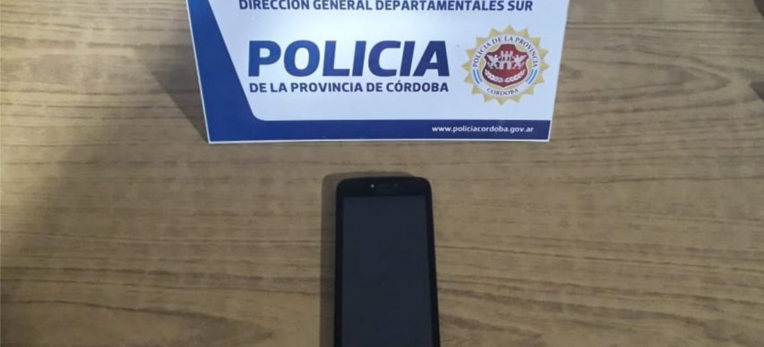 Roban celular en una estación de servicios de Serrano y lo recupera la Policía en Jovita