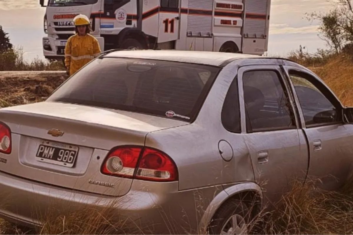 Automóvil protagonizó un accidente sobre Ruta provincial 27, cerca de Serrano