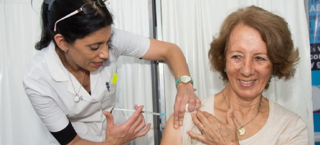 Vacunación antigripal en la Provincia: ya se aplicaron 135 mil dosis en mayores de 65