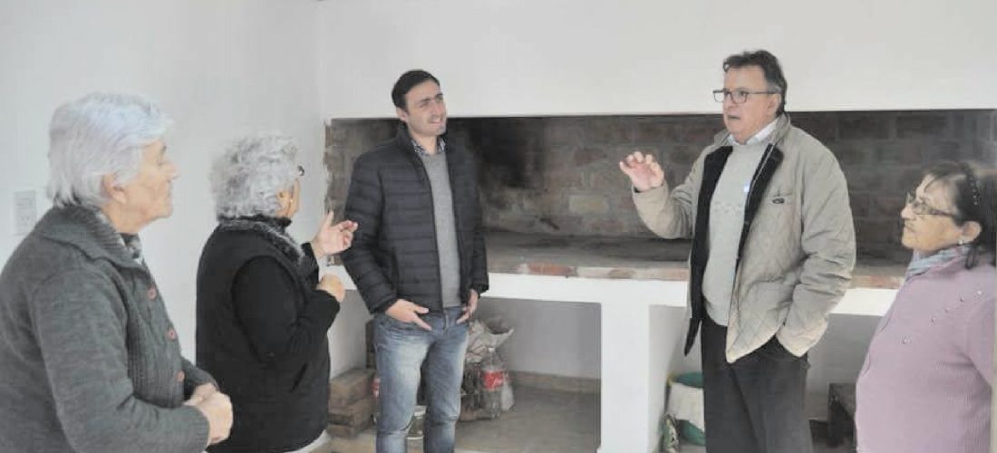 Villa Rossi: avanzan obras en escuelas, centro de jubilados y el municipio