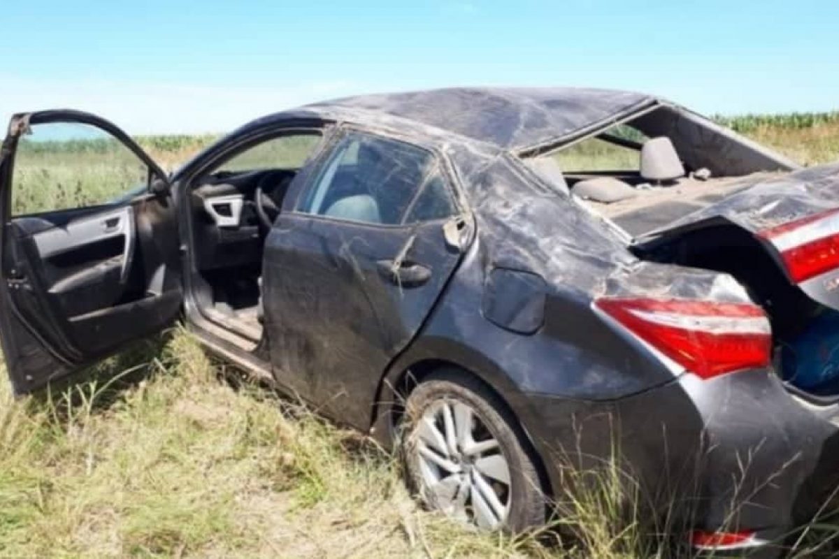 Accidente: automóvil protagonizó un vuelco en ruta 35, cerca de Mackenna